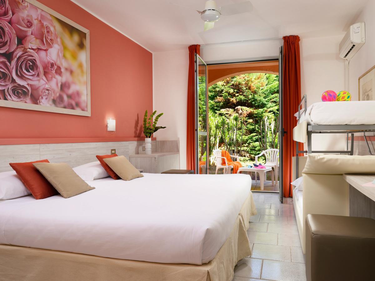 Garden Toscana Resort San Vincenzo Eksteriør bilde